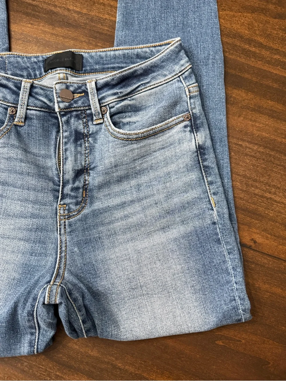 Buckle Faded Blue Skinny Jeans with Raw Hem - Picture 3 of 9